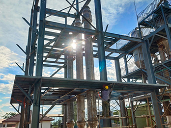 內(nèi)蒙三效蒸發(fā)器現(xiàn)場(chǎng)安裝圖